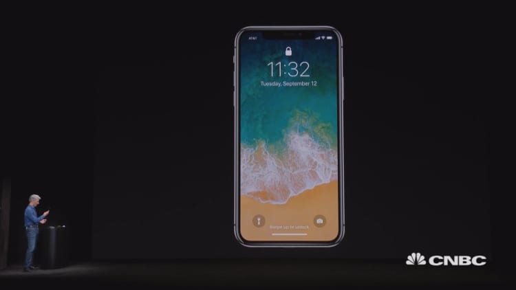 Watch Apple's demo of facial recognition on the iPhone X fail