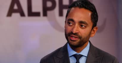 Chamath Palihapitiya: Apple is 'no different than Louis Vuitton or any other luxury good'