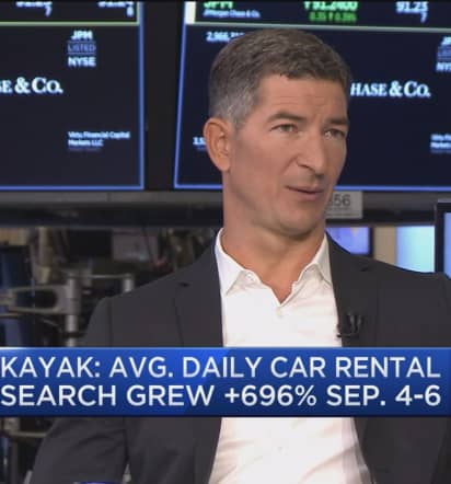 Kayak CEO: Airfare queries spiked 400% ahead of Irma