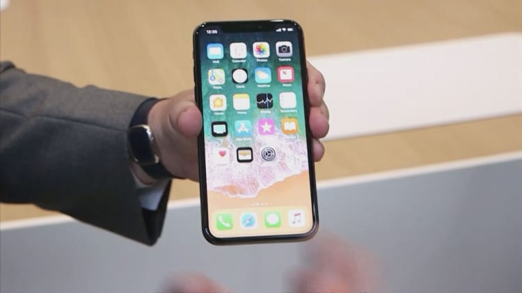 Wall Street gushes over new iPhone X