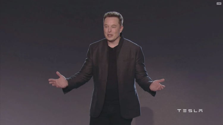 Billionaire Elon Musk responds to unhappy Tesla customer