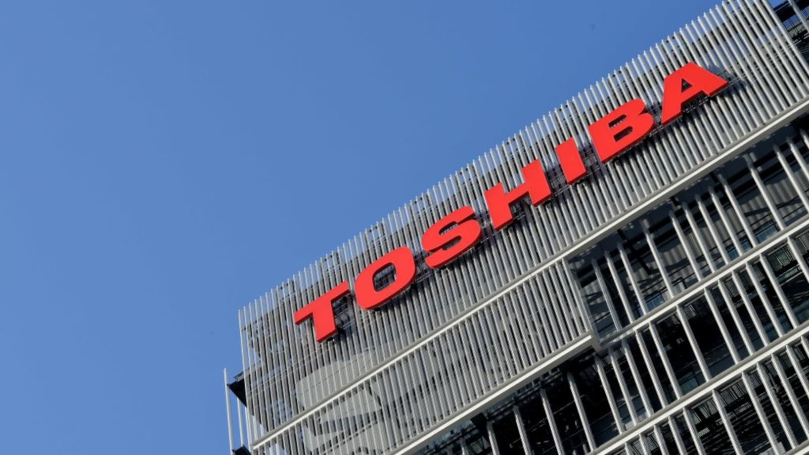 Toshiba to sell chip business to Bain-led group for $18 billion