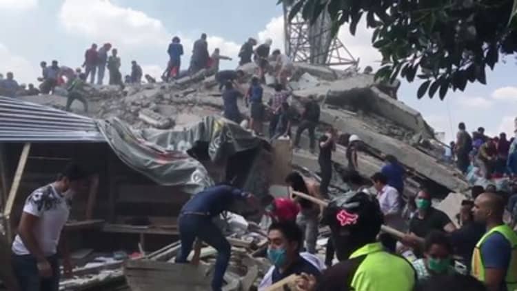 7.1 magnitude Earthquake hits Mexico, killing more than 200