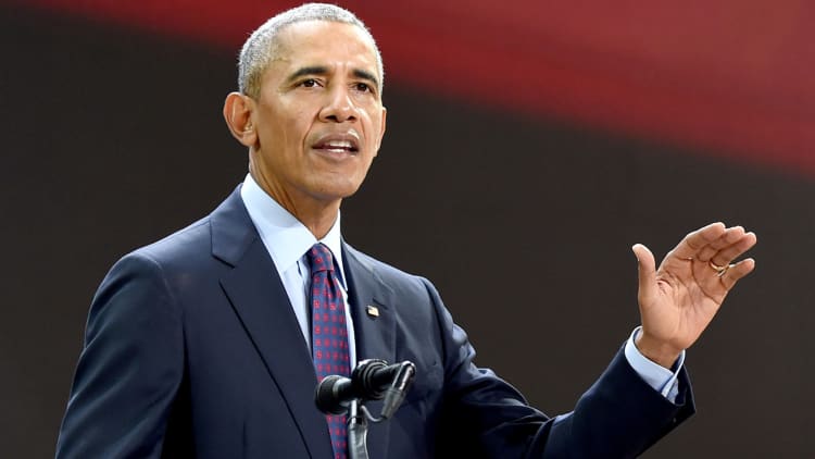 President Obama warns against information bias on the internet