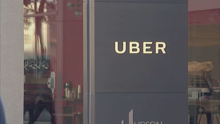 Uber loses its license to operate in London