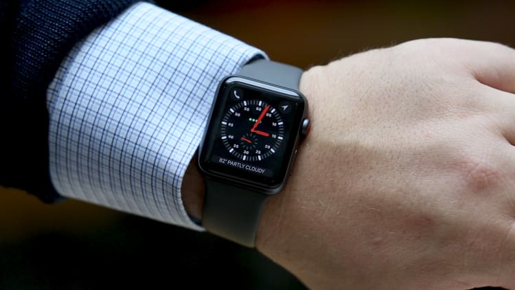 Baby boomers on the Apple Watch and Fitbit: Fun, but do I need it?