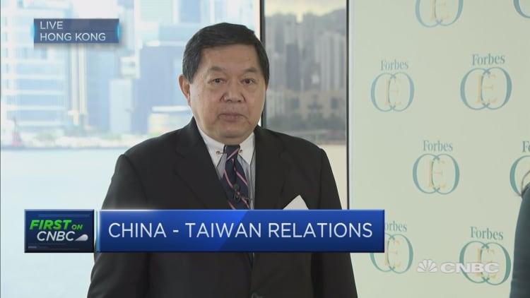 Far Eastern Group Chairman on excess capacity in China
