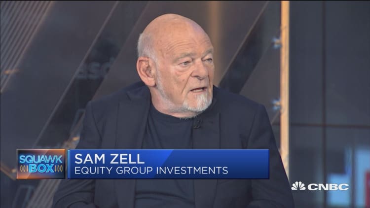 Billionaire investor Sam Zell: Retail landscape looks like a 'falling knife'
