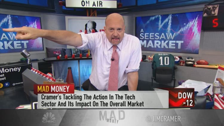 Cramer sheds light on why the sell-off in top stocks isn't based on fundamentals