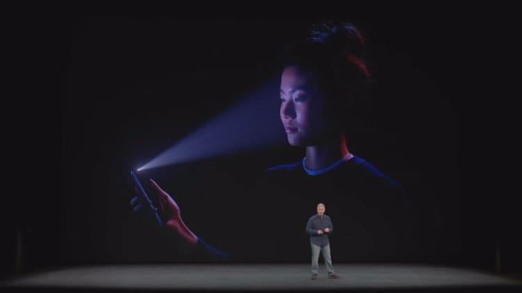IPhone X delays are blamed on snag in facial recognition hardware, report says