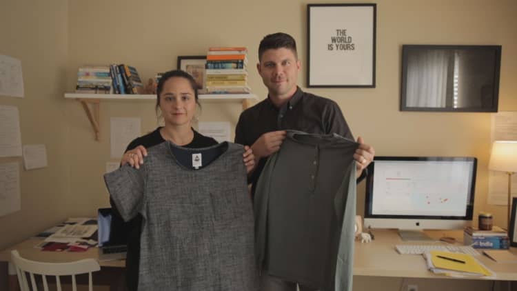 This couple quit their desk jobs and started a clothing business. Now they're reaching the $800,000 revenue mark