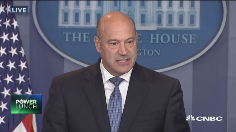 White House advisor Gary Cohn: Family earning about $100,000 can expect a tax cut of $1000