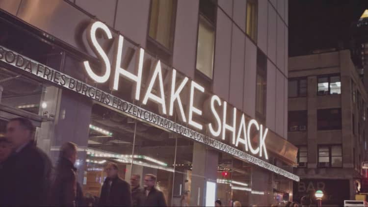 Shake Shack to open cashless, kiosk-only location in New York City