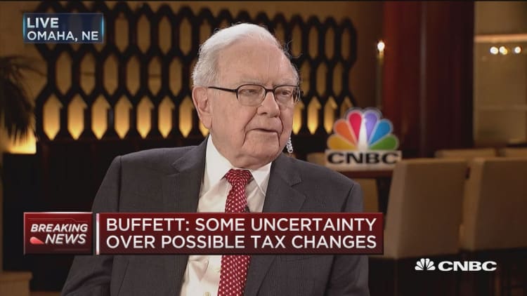 Warren Buffett: Think GOP will pass 'tax cut' act this year