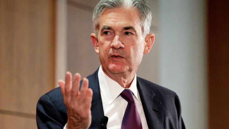 Trump leans toward Jerome Powell for Fed chair, source tells CNBC