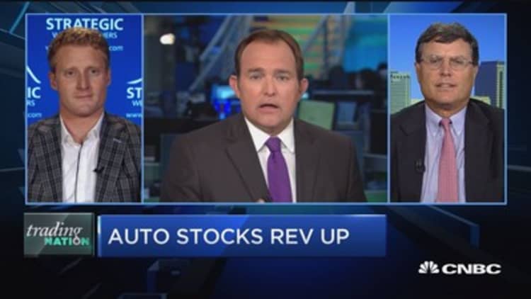 Trading Nation: Auto stocks rev up