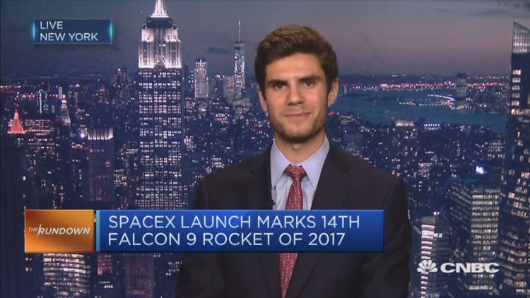 SpaceX has 'audacious' goals to get to Mars: Analyst
