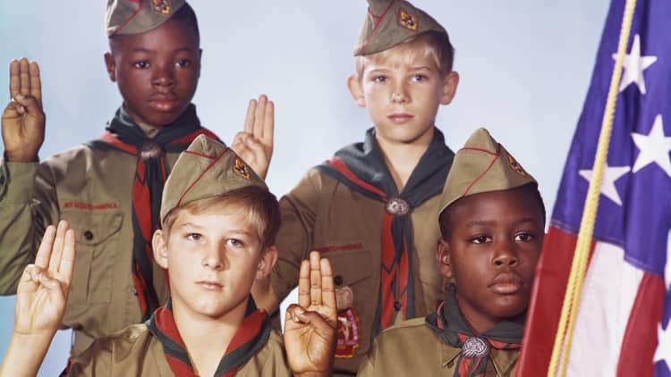 Boy Scouts expand programs to include girls