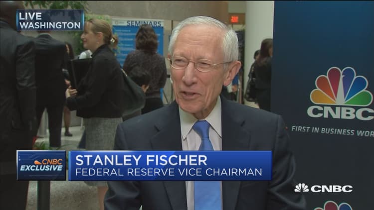Fed's Stanley Fischer: Fed headed off a great depression in 2008