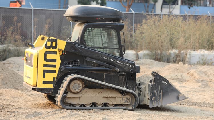 CNBC first look: Built Robotics autonomous excavator