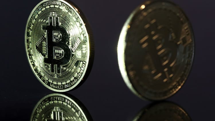 Crypto investor Brian Kelly on shorting bitcoin