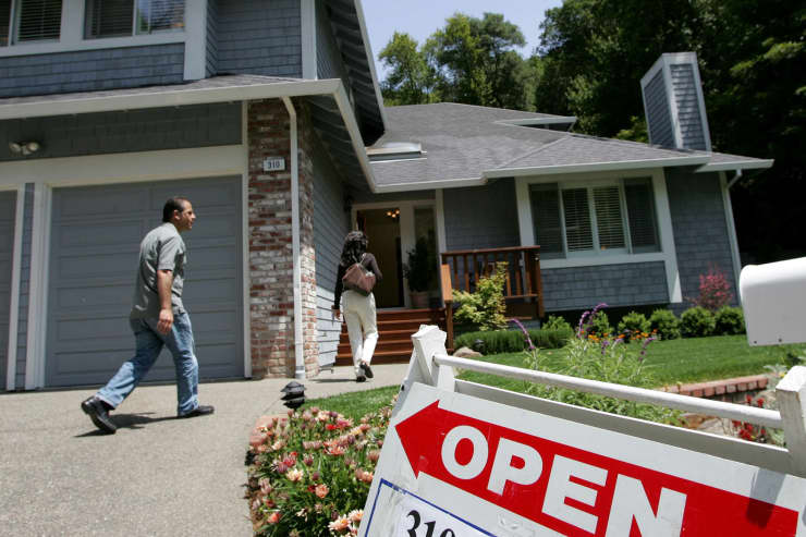 Spring housing market could be ‘coolest in recent years,’ Realtor.com says