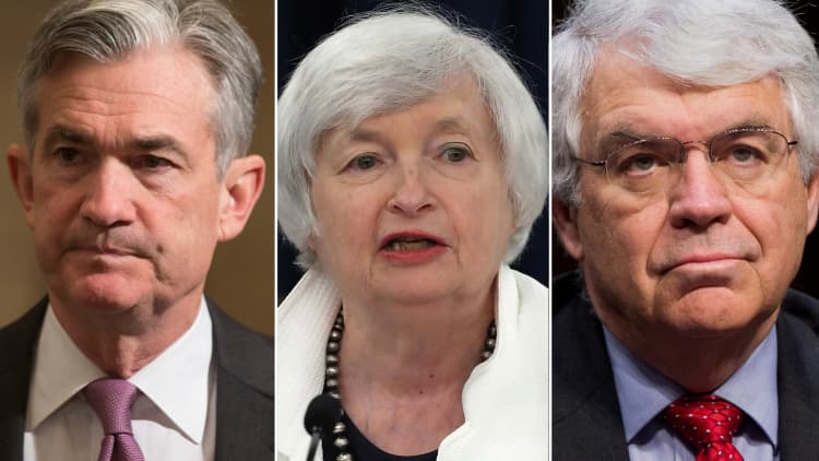 Former Dallas Fed president weighs in on the three Fed chair frontrunners