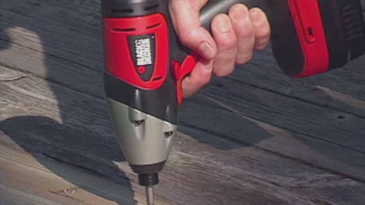 Lowe's to sell Craftsman tool brand
