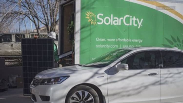 Tesla's mass firings spread to SolarCity