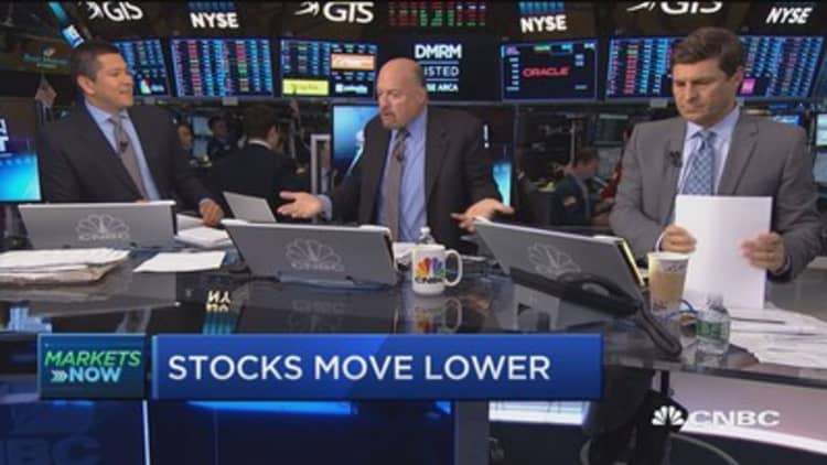 Cramer: Apple is like the 'Fight Club'
