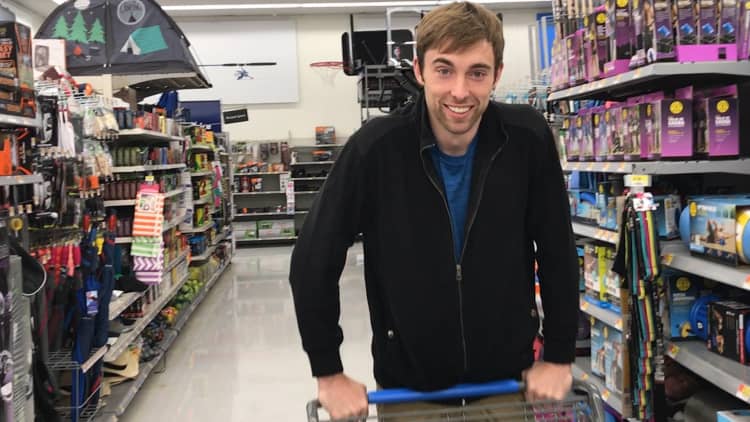 This 28-year-old's company makes millions buying from Walmart and selling on Amazon