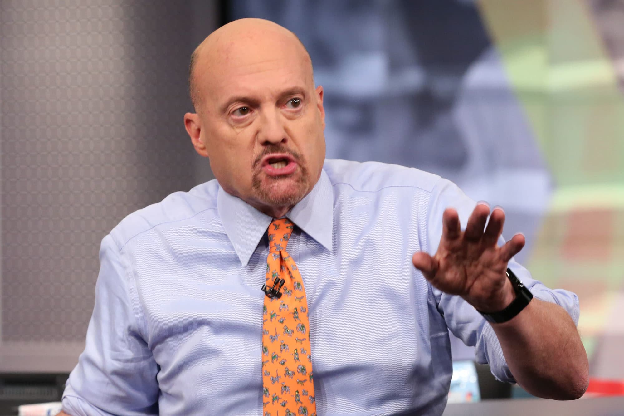 Jim Cramer says Russia’s invasion of Ukraine could put more pressure on the Fed to raise interest rates