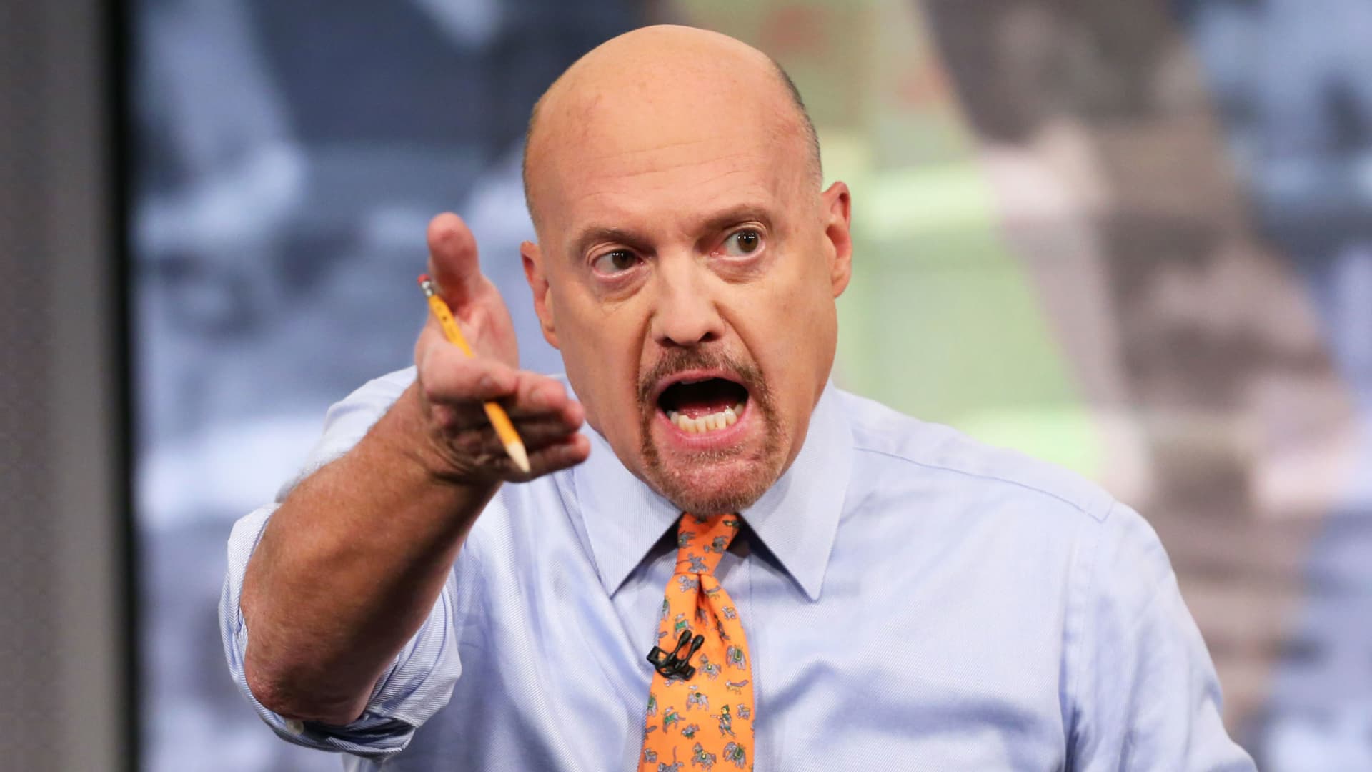 Cramer explains why seasoned technical analyst Larry Williams expects inflation ..
