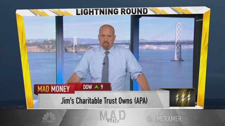Cramer's lightning round: Don't give up on Incyte