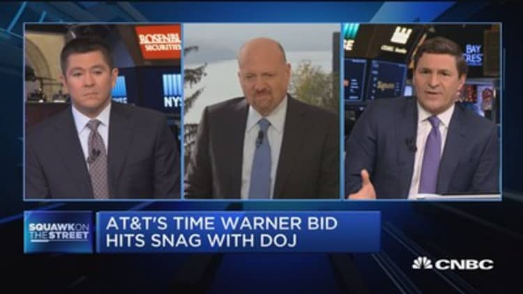 AT&T's Time Warner bid hits snag