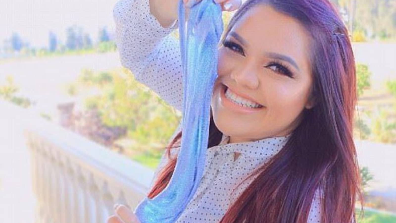 This Former Waitress Is Earning Millions As Youtube S Slime Queen