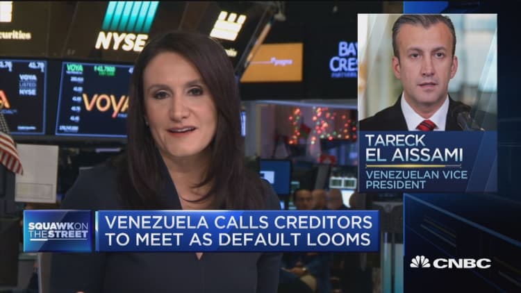 Venezuela calls creditors to meet as default looms