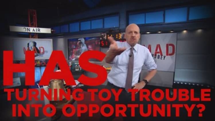 Cramer Remix: Why Toys R Us’ bankruptcy could be a gift for Hasbro’s acquisition plans of Mattel