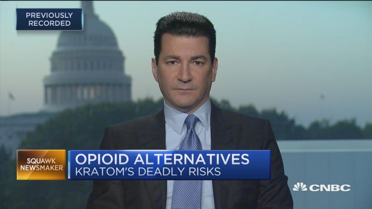 FDA commissioner warns consumers about using kratom to treat opioid addiction