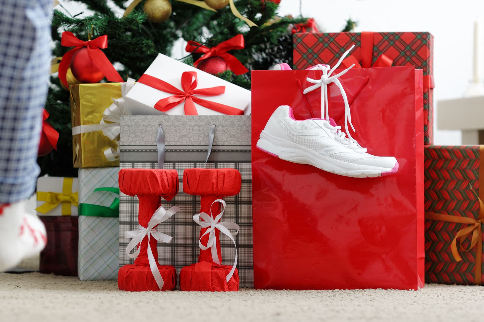 42 Healthy + Happy Holiday Gift Ideas! 