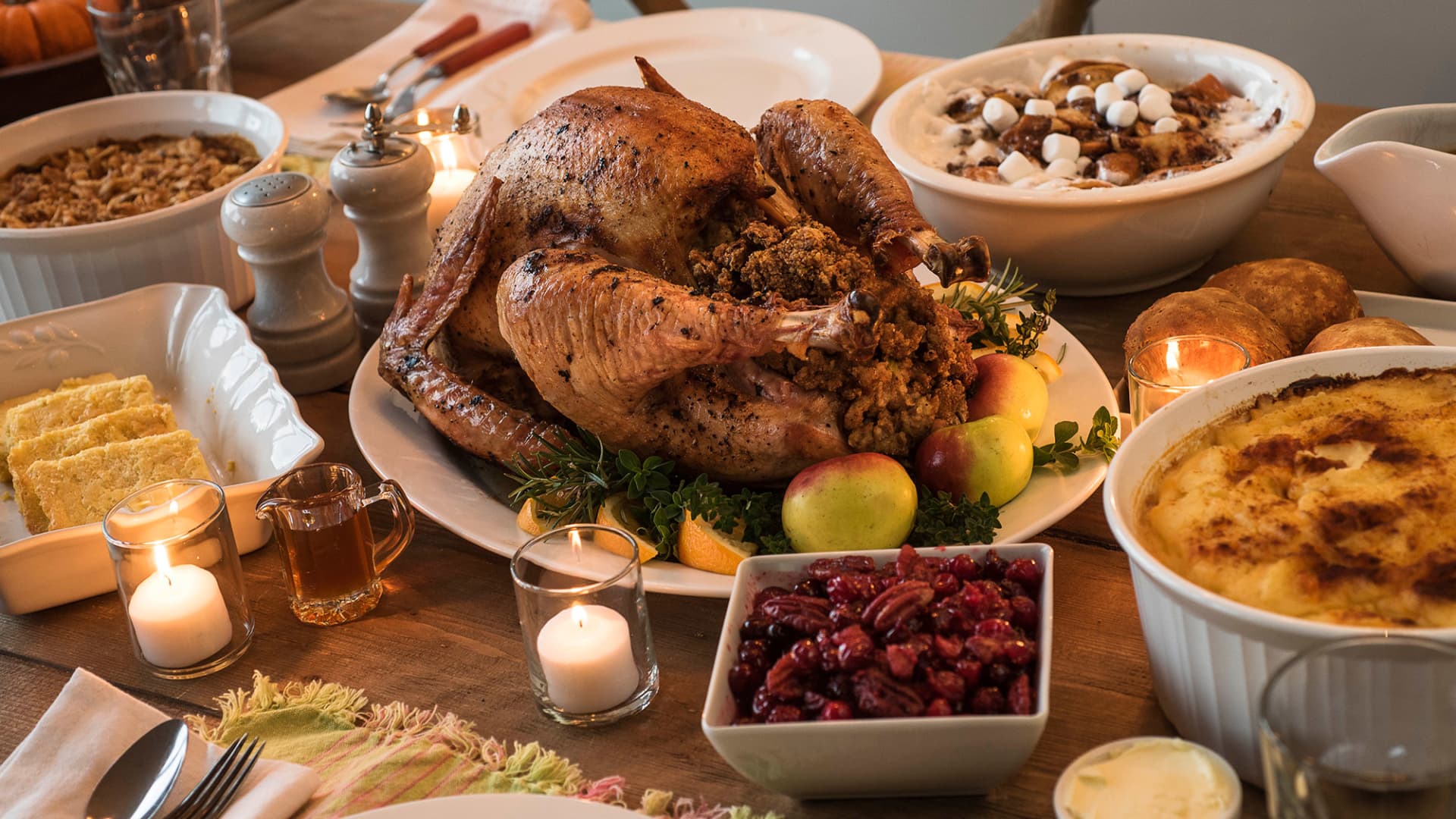 It may be cheaper to eat out on Thanksgiving as grocery prices soar