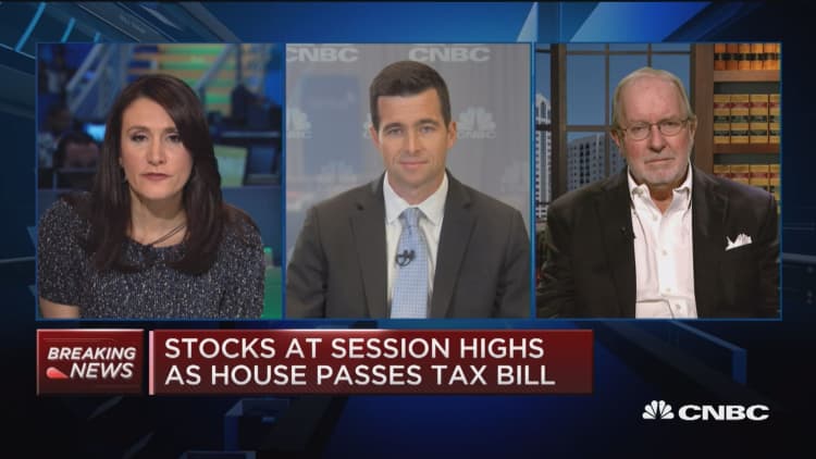 Market is right to react to House tax bill vote: Western Asset's John Bellows