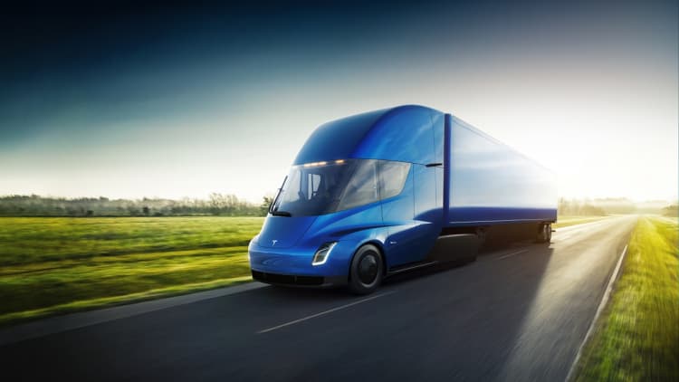 UPS just made the largest pre-order of Tesla Semi trucks