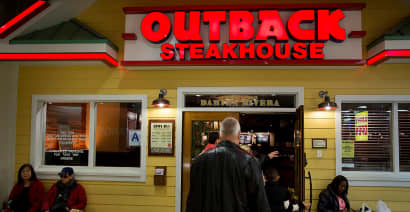 Activist Jana to push again for changes at Outback owner Bloomin' Brands