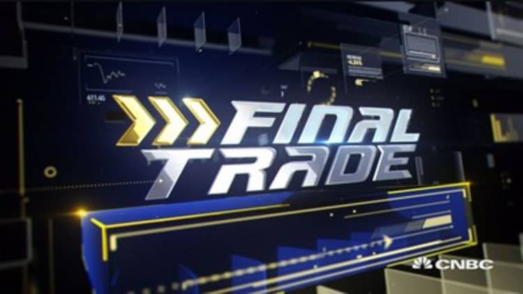 "Fast Money" final trades: XRT, GLNG and more