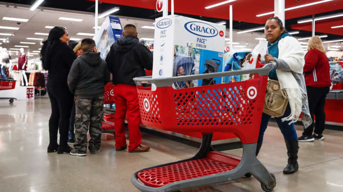 Target Reports 2018 Holiday Same Store Sales Growth Of 5 7 Percent