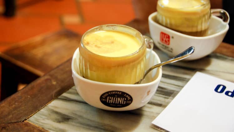 Why Starbucks has less than 3% of Vietnam's billion dollar coffee and tea market