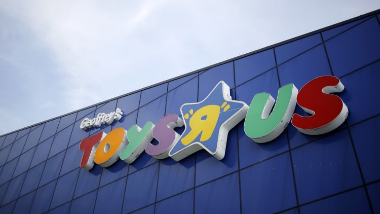 Toys 'R' Us will survive in some form: Former CEO