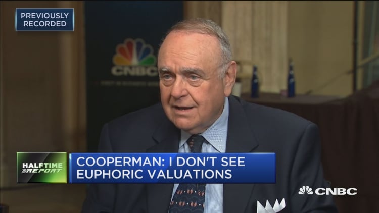 Billionaire investor Leon Cooperman: If Hillary Clinton won, we'd be in a recession today