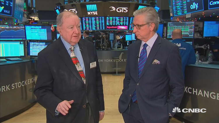 Cashin: Everybody's talking bitcoin, but the bull's are coining money here